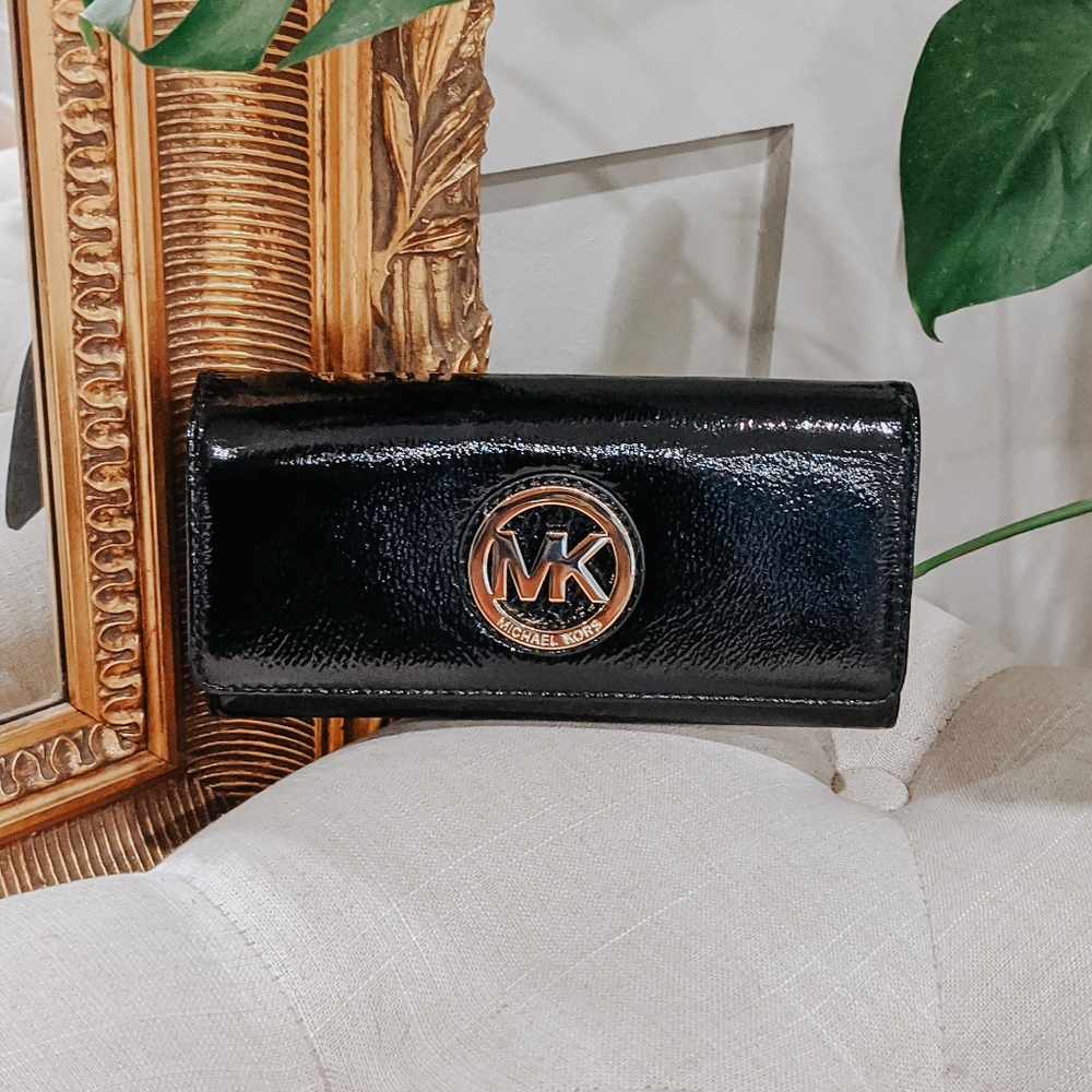 MICHAEL KORS Fulton Leather Wallet Clutch NWT